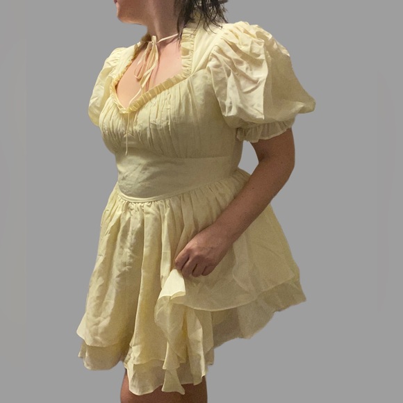 RARE Sample Selkie Portrait of a Lady dress in “Dijon” - Picture 5 of 5